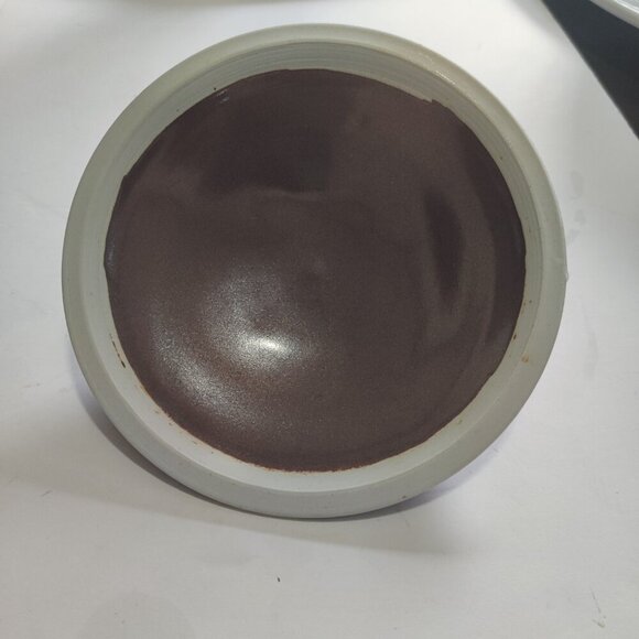 Caserole covered pottery dish in high gloss redware. - Picture 6 of 11